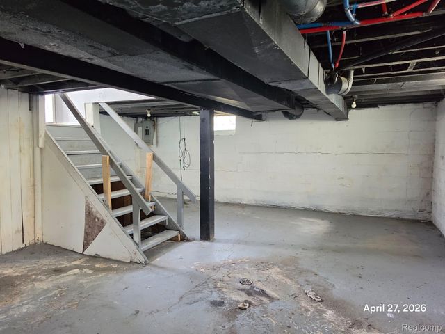 15801 E State Fair Street, Detroit, MI 48205