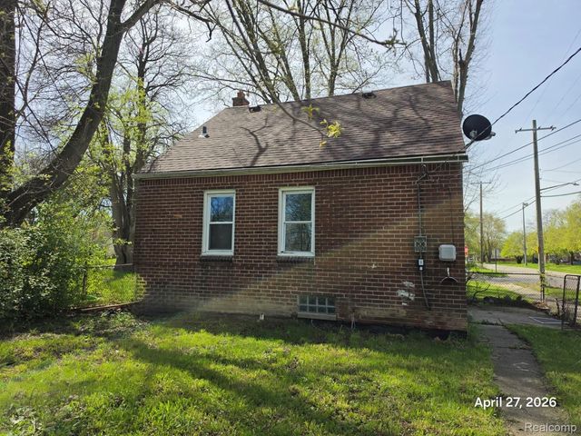 15801 E State Fair Street, Detroit, MI 48205