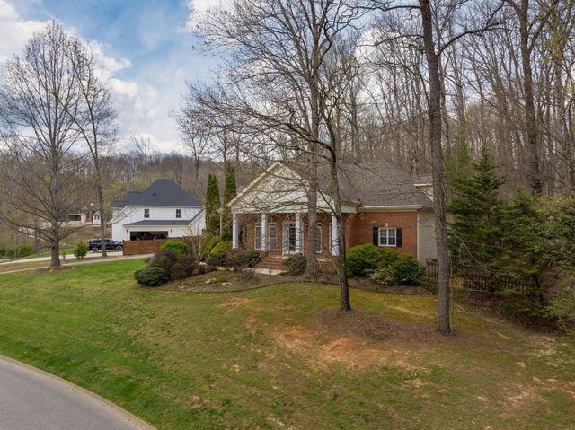 3936 Windtree Drive, Signal Mountain, TN 37377