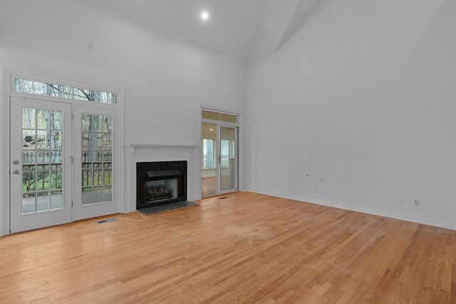 3936 Windtree Drive, Signal Mountain, TN 37377