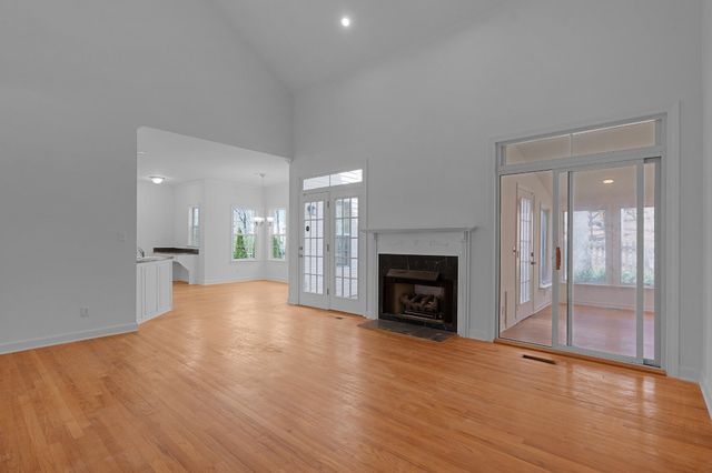 3936 Windtree Drive, Signal Mountain, TN 37377