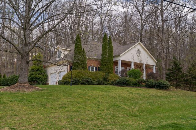 3936 Windtree Drive, Signal Mountain, TN 37377