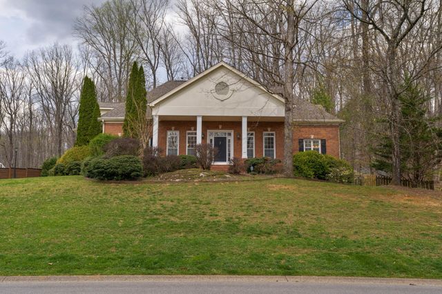 3936 Windtree Drive, Signal Mountain, TN 37377