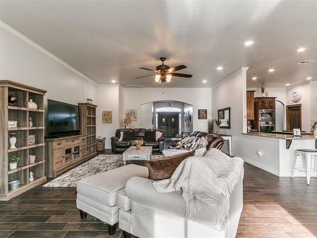 1581 Classic Run, Guthrie, OK 73044