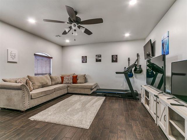 1581 Classic Run, Guthrie, OK 73044