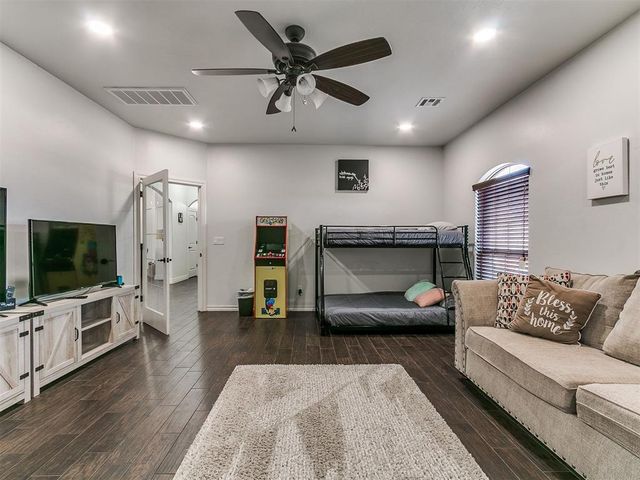 1581 Classic Run, Guthrie, OK 73044