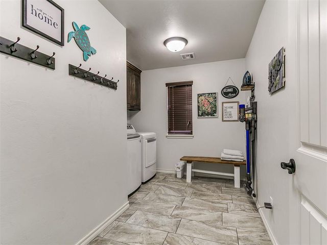 1581 Classic Run, Guthrie, OK 73044