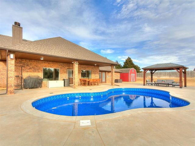 1581 Classic Run, Guthrie, OK 73044