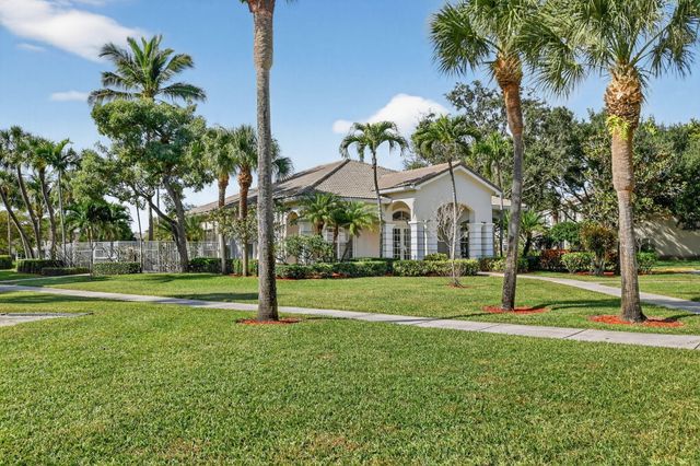 5015 Palmbrooke Circle, West Palm Beach, FL 33417