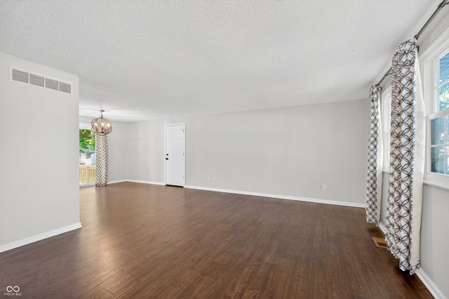10355 E 30th Street, Indianapolis, IN 46229