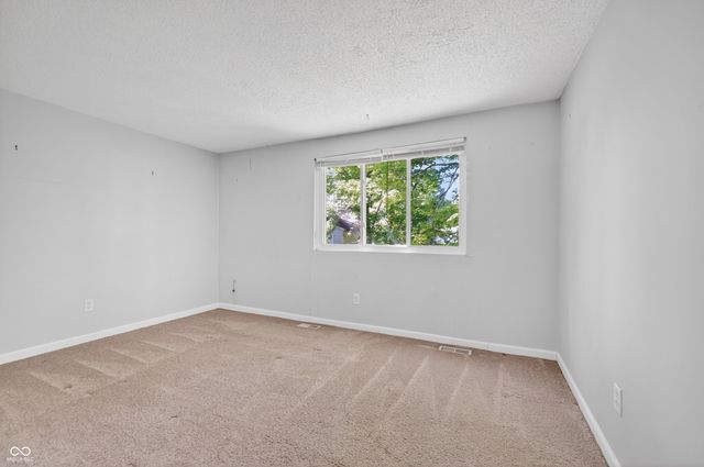 10355 E 30th Street, Indianapolis, IN 46229
