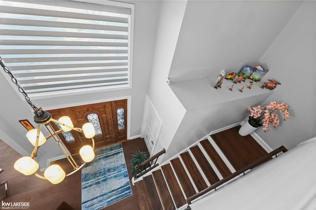 1440 Woodbridge Lane, Wixom, MI 48393