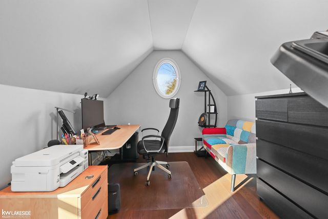 1440 Woodbridge Lane, Wixom, MI 48393