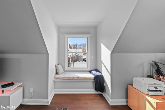 1440 Woodbridge Lane, Wixom, MI 48393