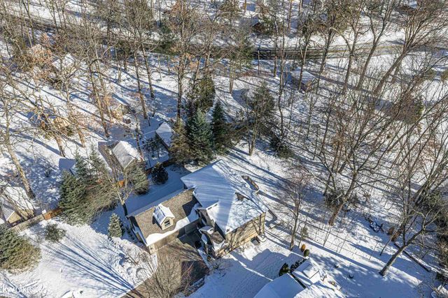 1440 Woodbridge Lane, Wixom, MI 48393