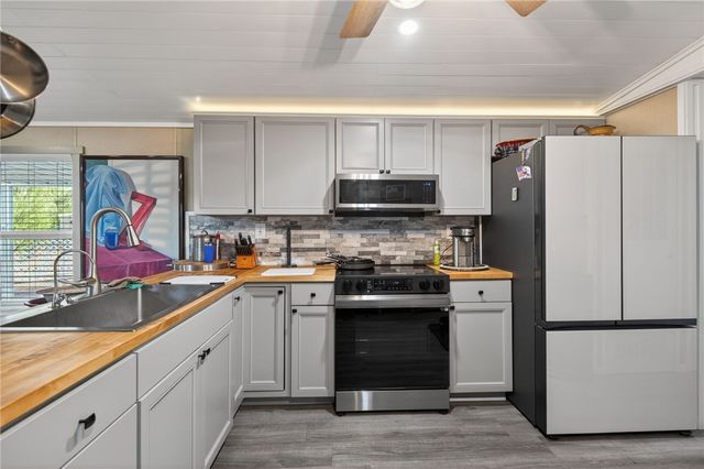 1985 Surf And Sand Drive, Bullhead City, AZ 86442