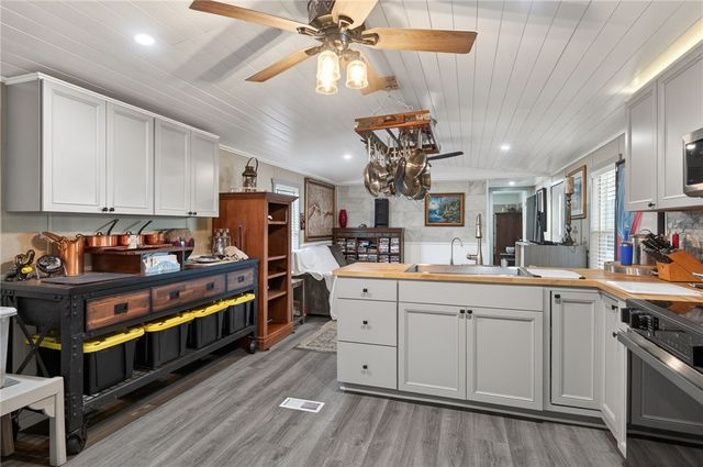 1985 Surf And Sand Drive, Bullhead City, AZ 86442