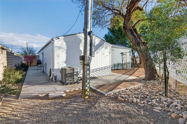 1985 Surf And Sand Drive, Bullhead City, AZ 86442