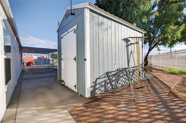 1985 Surf And Sand Drive, Bullhead City, AZ 86442