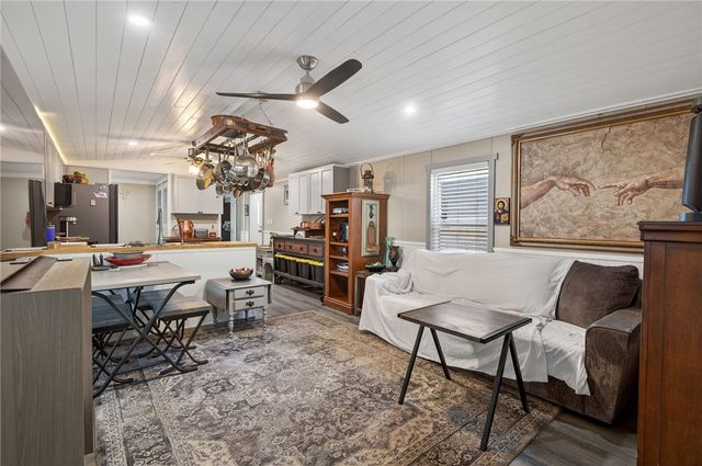 1985 Surf And Sand Drive, Bullhead City, AZ 86442