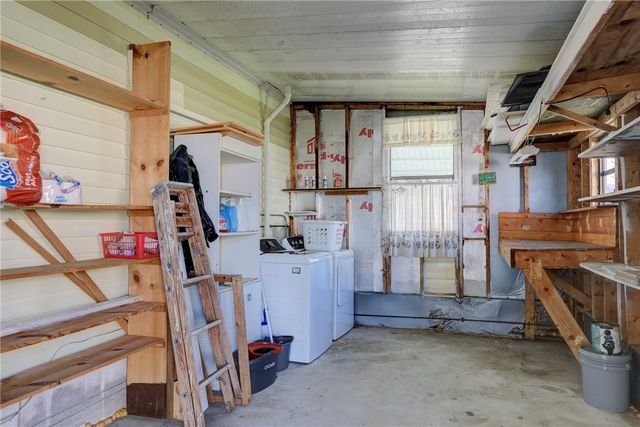 530 Akee Drive, Barefoot Bay, FL 32976