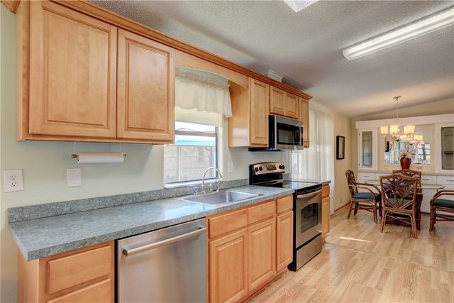 530 Akee Drive, Barefoot Bay, FL 32976