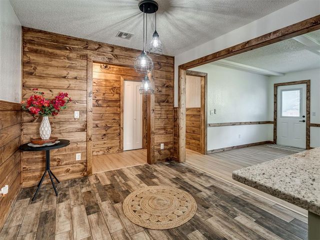 1006 Garden Grove, Yukon, OK 73099