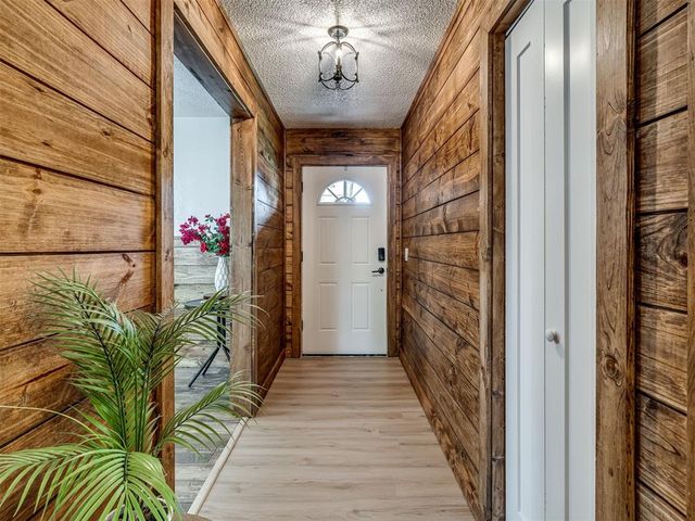 1006 Garden Grove, Yukon, OK 73099