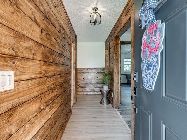 1006 Garden Grove, Yukon, OK 73099