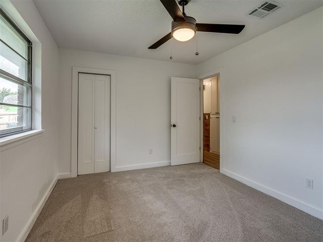 1006 Garden Grove, Yukon, OK 73099