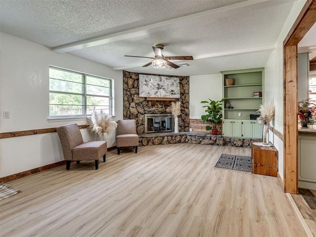 1006 Garden Grove, Yukon, OK 73099