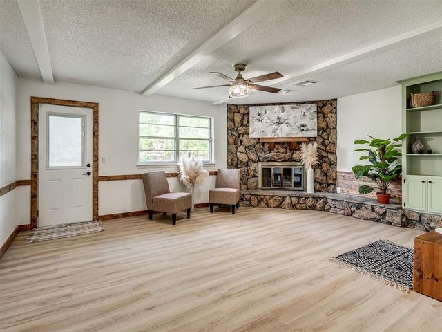 1006 Garden Grove, Yukon, OK 73099
