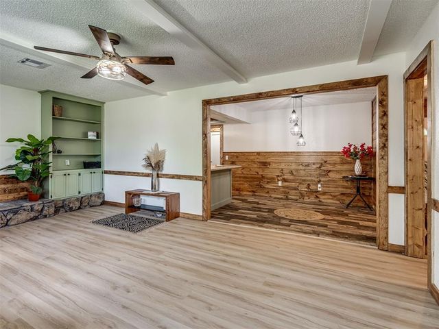 1006 Garden Grove, Yukon, OK 73099