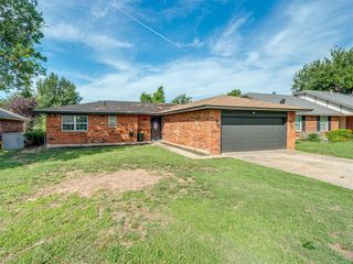 1006 Garden Grove, Yukon, OK 73099