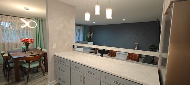 3205 63rd Street, Woodridge, IL 60517