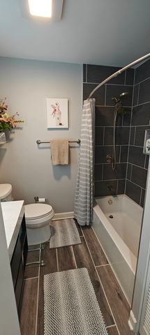 3205 63rd Street, Woodridge, IL 60517