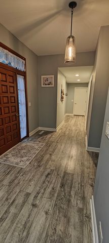 3205 63rd Street, Woodridge, IL 60517