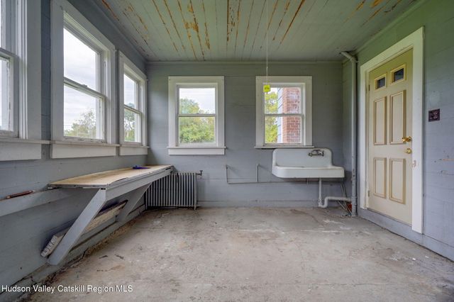 1595 NY-385, Athens, NY 12015