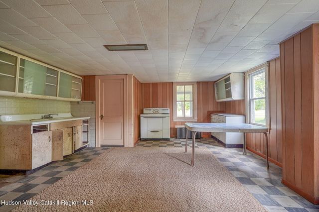 1595 NY-385, Athens, NY 12015