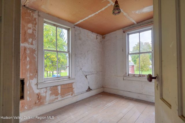 1595 NY-385, Athens, NY 12015