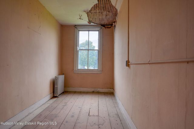 1595 NY-385, Athens, NY 12015