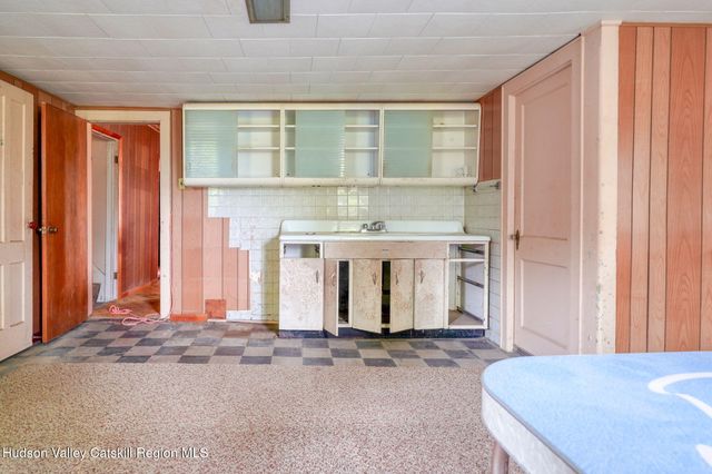 1595 NY-385, Athens, NY 12015