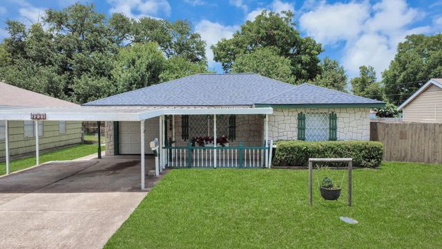 3209 Hays Street, Pasadena, TX 77503