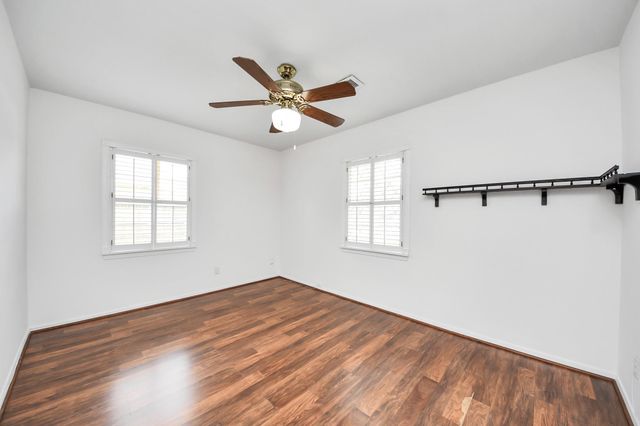3209 Hays Street, Pasadena, TX 77503