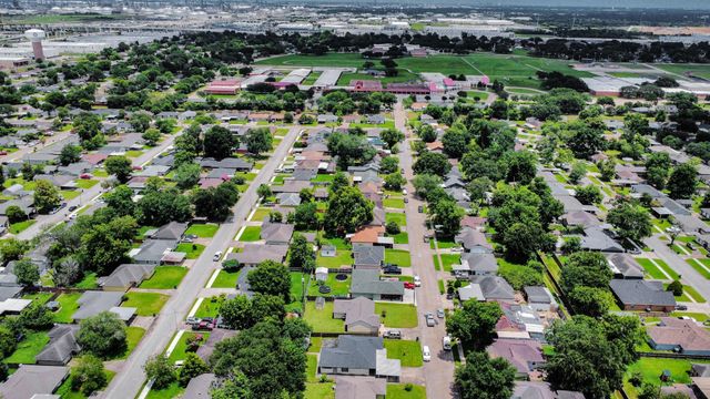 3209 Hays Street, Pasadena, TX 77503