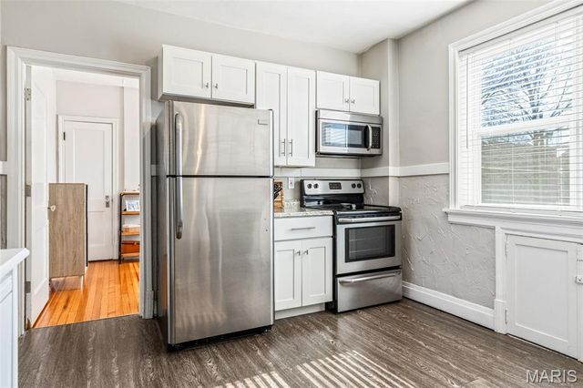 1210 S Newstead Avenue, St Louis, MO 63110