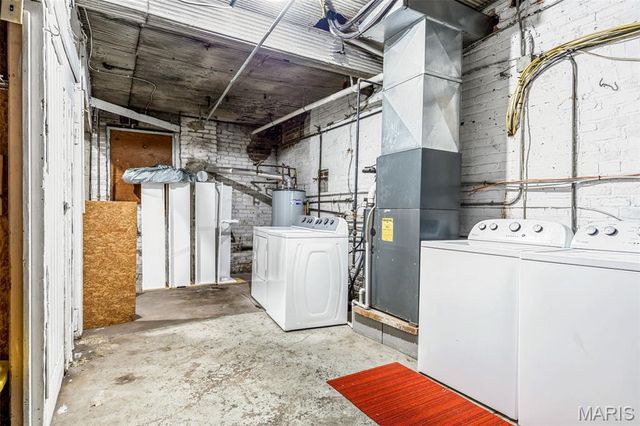 1210 S Newstead Avenue, St Louis, MO 63110