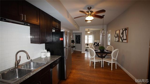 1210 S Newstead Avenue, St Louis, MO 63110