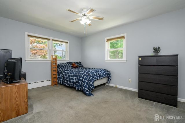 1 Veprek Lane, Hackensack, NJ 07606