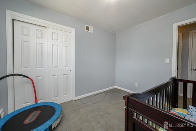 1 Veprek Lane, Hackensack, NJ 07606
